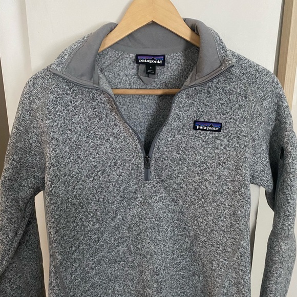 Womens Patagonia Sweatshirt - Picture 2 of 2